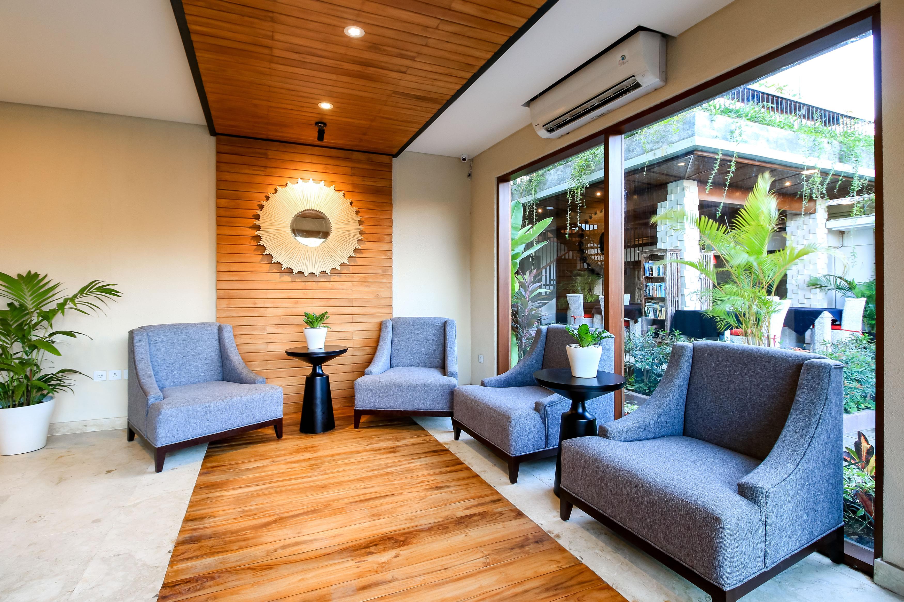 Aleesha Villas&Suites Sanur Esterno foto