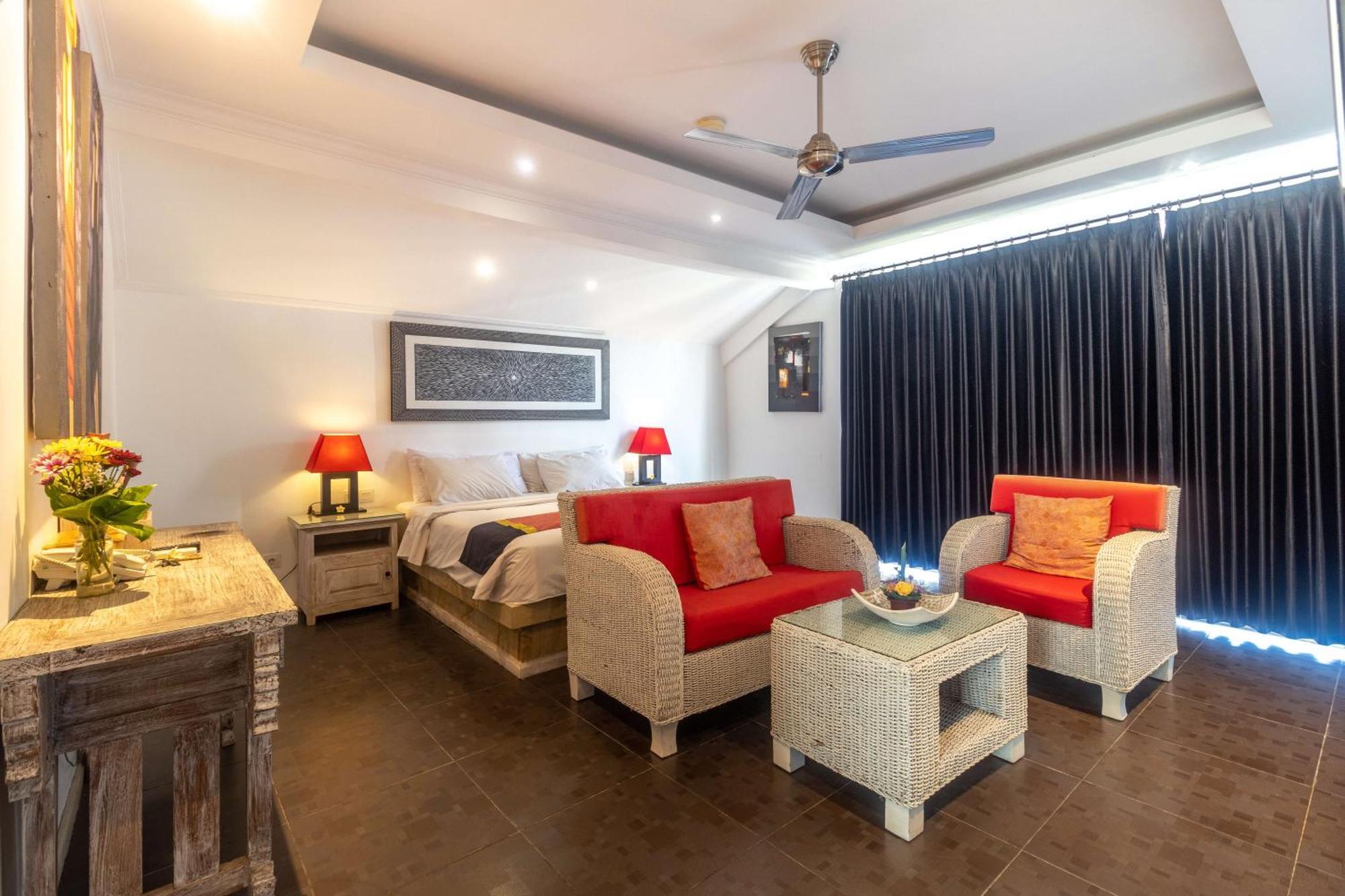 Aleesha Villas&Suites Sanur Esterno foto